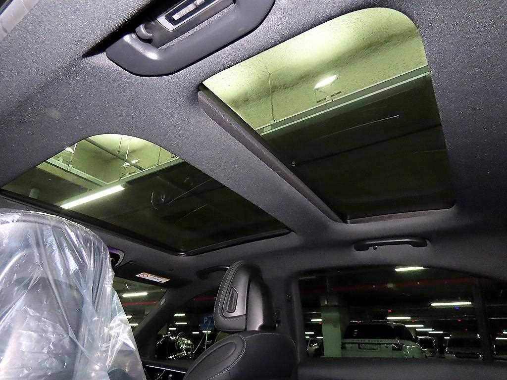 벤츠 C 클래스 C클래스 W206 C200 아방가르드 이미지 17
