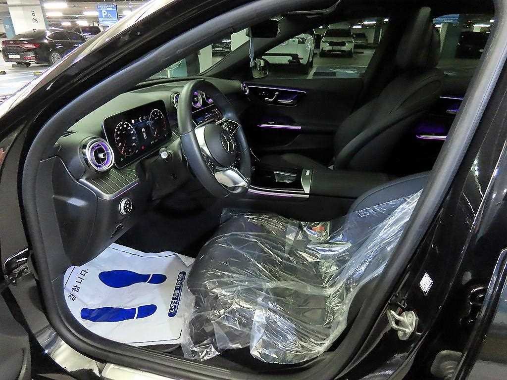 벤츠 C 클래스 C클래스 W206 C200 아방가르드 이미지 6