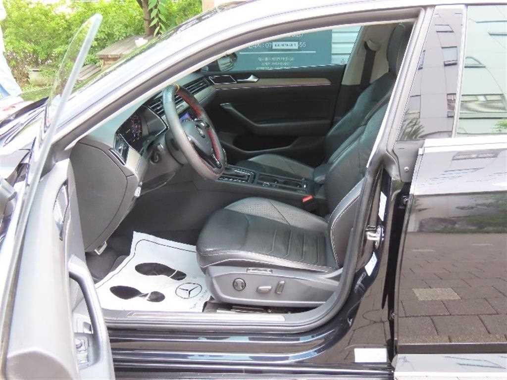 폭스바겐 아테온 2.0 TDI 엘레강스 프레스티지 이미지 13