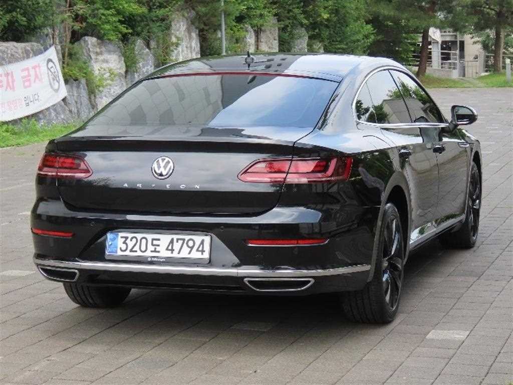 폭스바겐 아테온 2.0 TDI 엘레강스 프레스티지 이미지 3