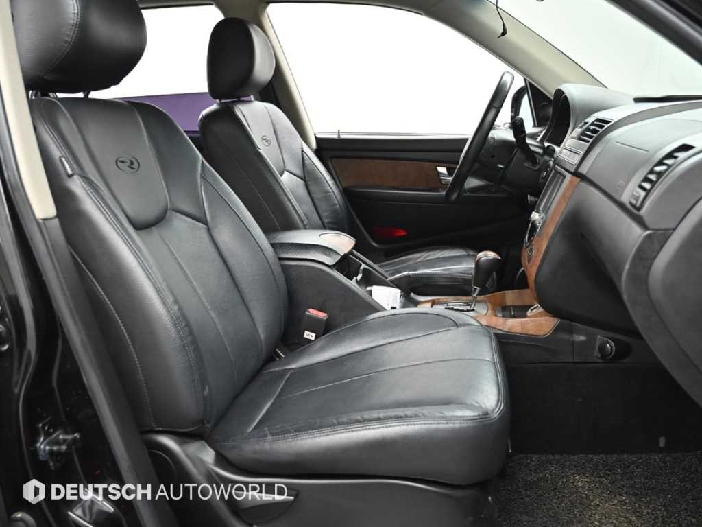 KG모빌리티(쌍용) 렉스턴 렉스턴W 2.2 4WD RX7 프레스티지 이미지 10