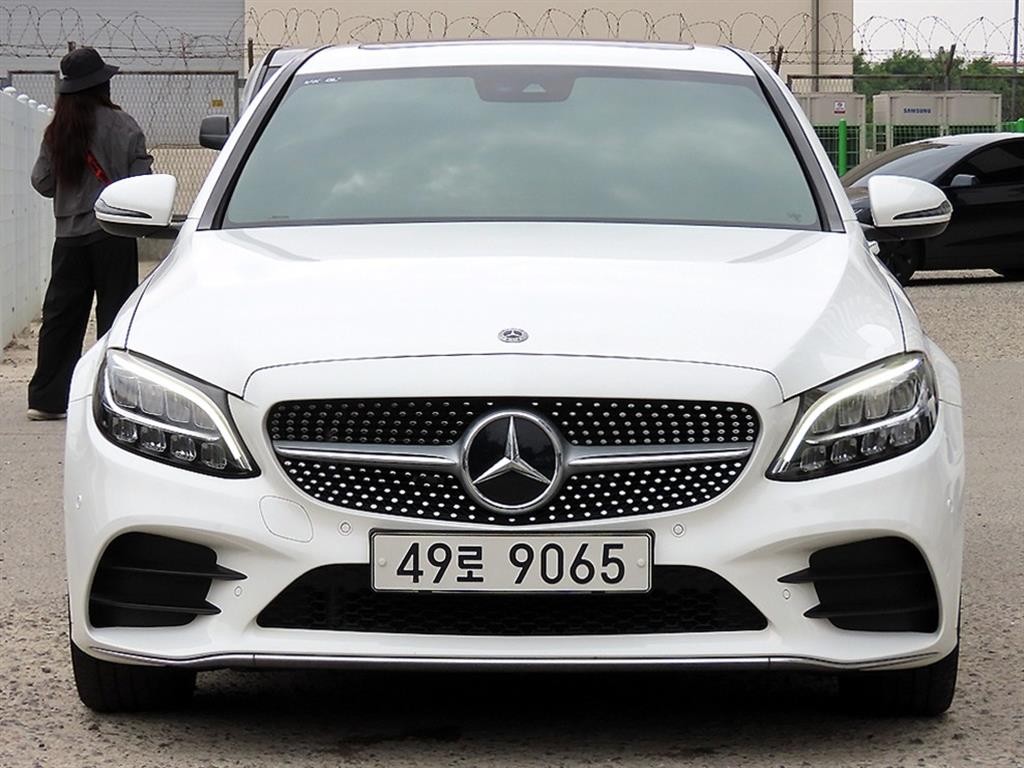 벤츠 C 클래스 C클래스 W205 C220 d 4MATIC AMG Line 이미지 1