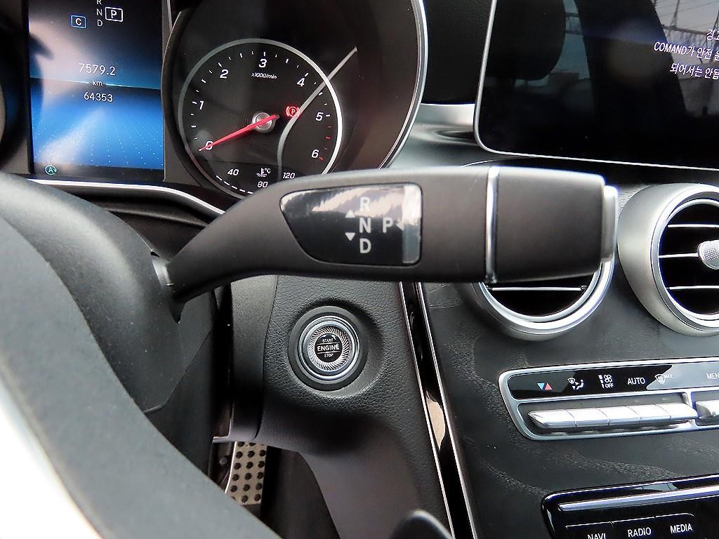 벤츠 C 클래스 C클래스 W205 C220 d 4MATIC AMG Line 이미지 10
