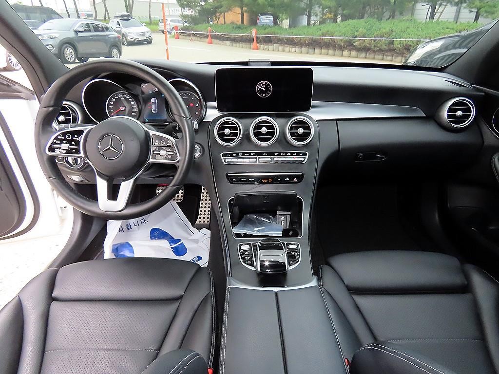 벤츠 C 클래스 C클래스 W205 C220 d 4MATIC AMG Line 이미지 7