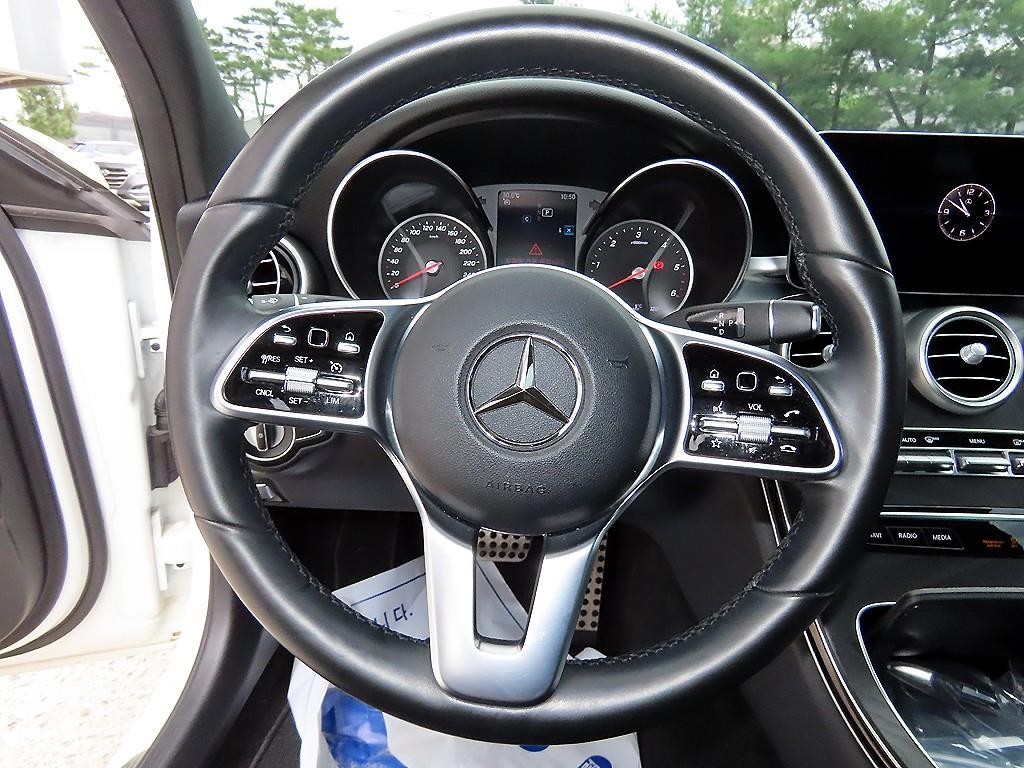 벤츠 C 클래스 C클래스 W205 C220 d 4MATIC AMG Line 이미지 8