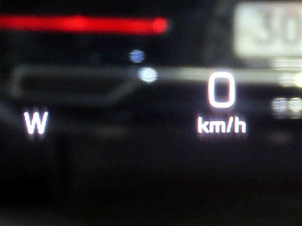 벤츠 E 클래스 E-클래스 W213 E300 4MATIC 아방가르드 이미지 12