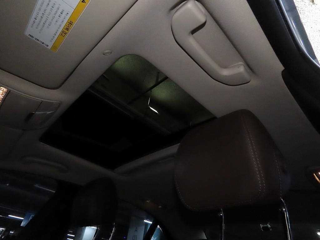 벤츠 E 클래스 E-클래스 W213 E300 4MATIC 아방가르드 이미지 14