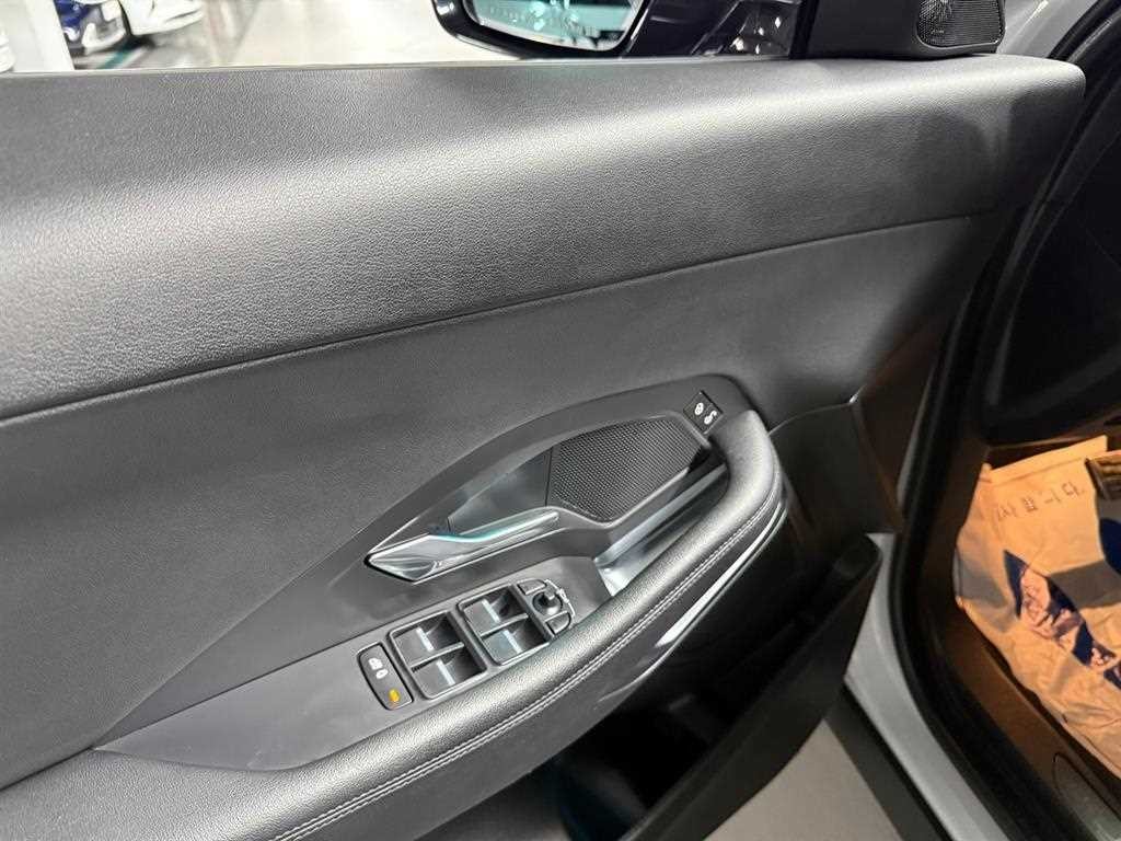 재규어 E-PACE P250 S 이미지 12