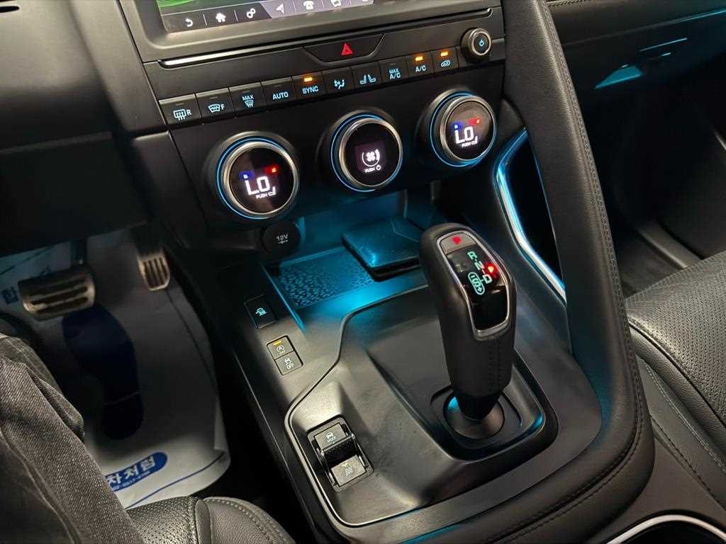 재규어 E-PACE P250 S 이미지 16