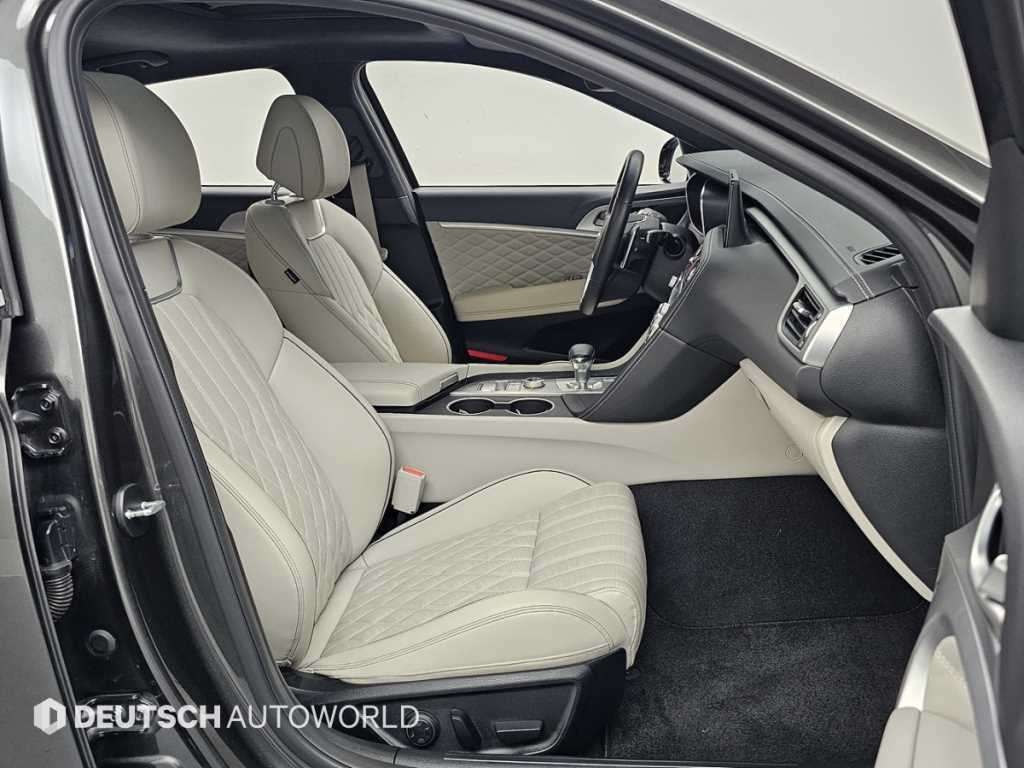 제네시스 G70 더 뉴 G70 가솔린 3.3T 4WD 이미지 10