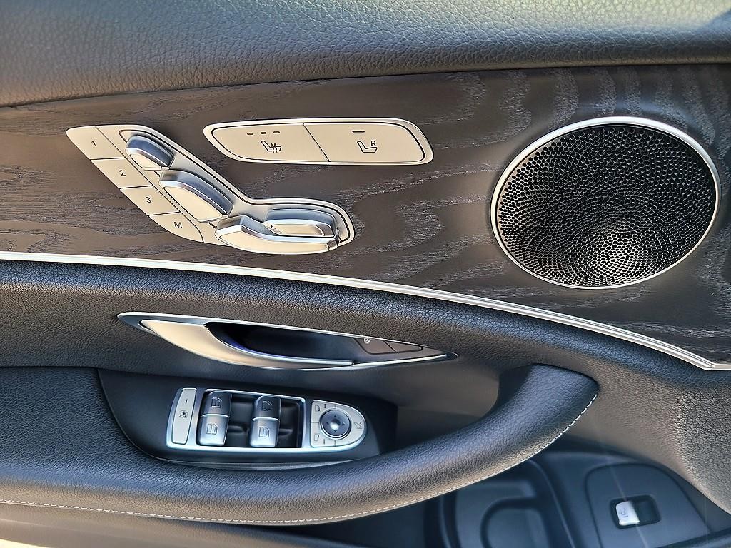 벤츠 E 클래스 E-클래스 W213 E220d 아방가르드 이미지 12