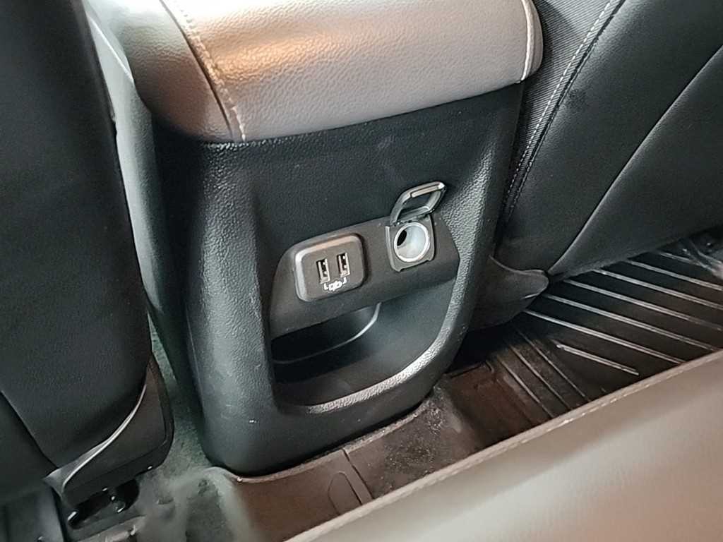 쉐보레 콜로라도 리얼 뉴 콜로라도 3.6 Z71-X 미드나잇 4WD 이미지 13