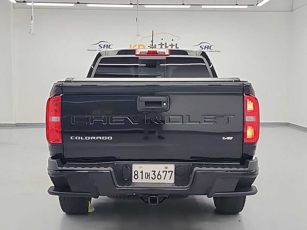 쉐보레 콜로라도 리얼 뉴 콜로라도 3.6 Z71-X 미드나잇 4WD 이미지 3
