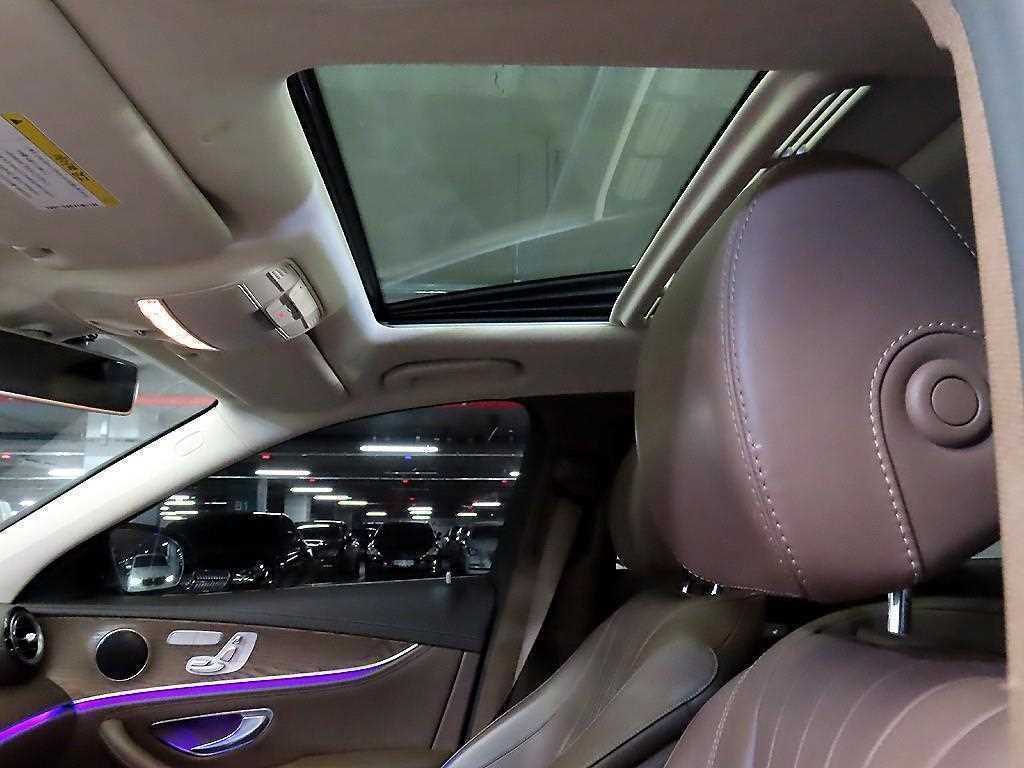 벤츠 E 클래스 E-클래스 W213 E220d 4MATIC 익스클루시브 이미지 16