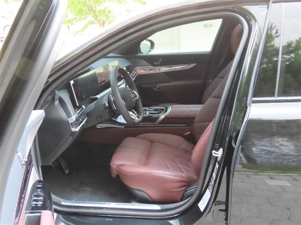 BMW 7시리즈 7시리즈 (G70) 740i xDrive M 스포츠 리미티드 이미지 13