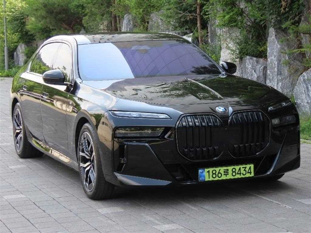 BMW 7시리즈 7시리즈 (G70) 740i xDrive M 스포츠 리미티드 이미지 2