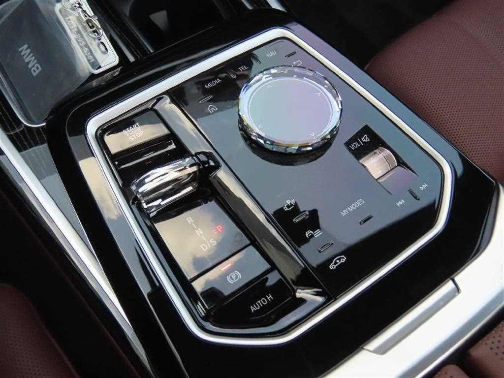 BMW 7시리즈 7시리즈 (G70) 740i xDrive M 스포츠 리미티드 이미지 6