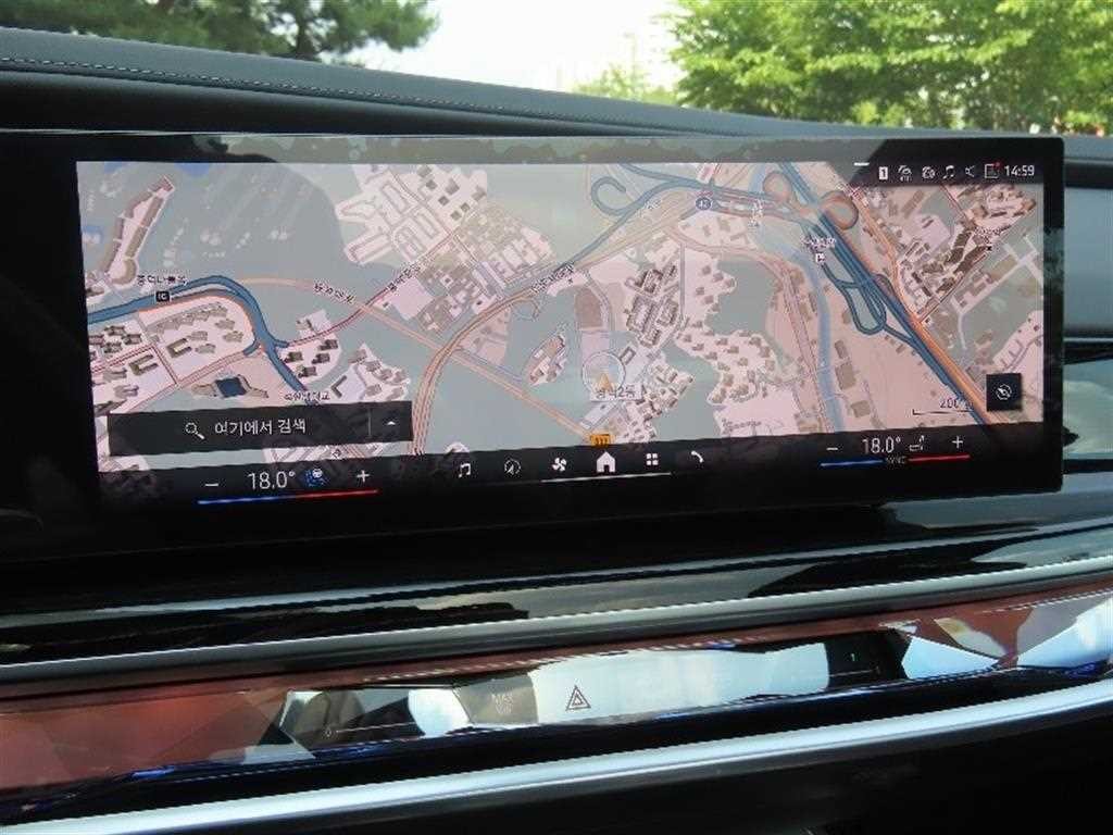 BMW 7시리즈 7시리즈 (G70) 740i xDrive M 스포츠 리미티드 이미지 7