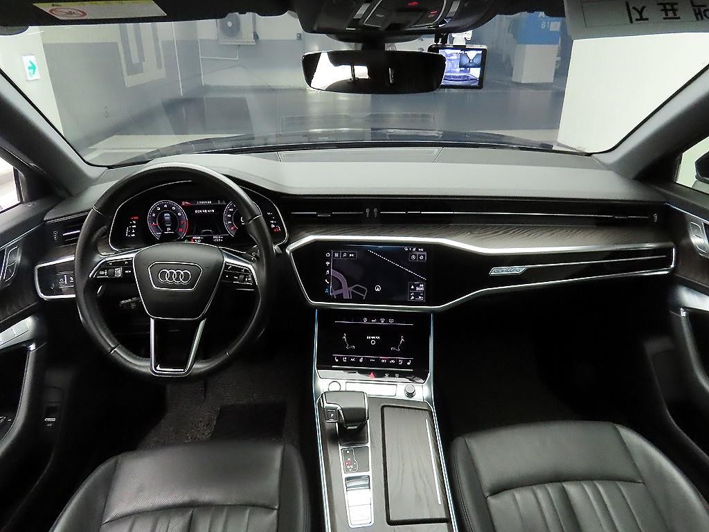 아우디 A6 A6 (C8) 45 TFSI 콰트로 프리미엄 이미지 8