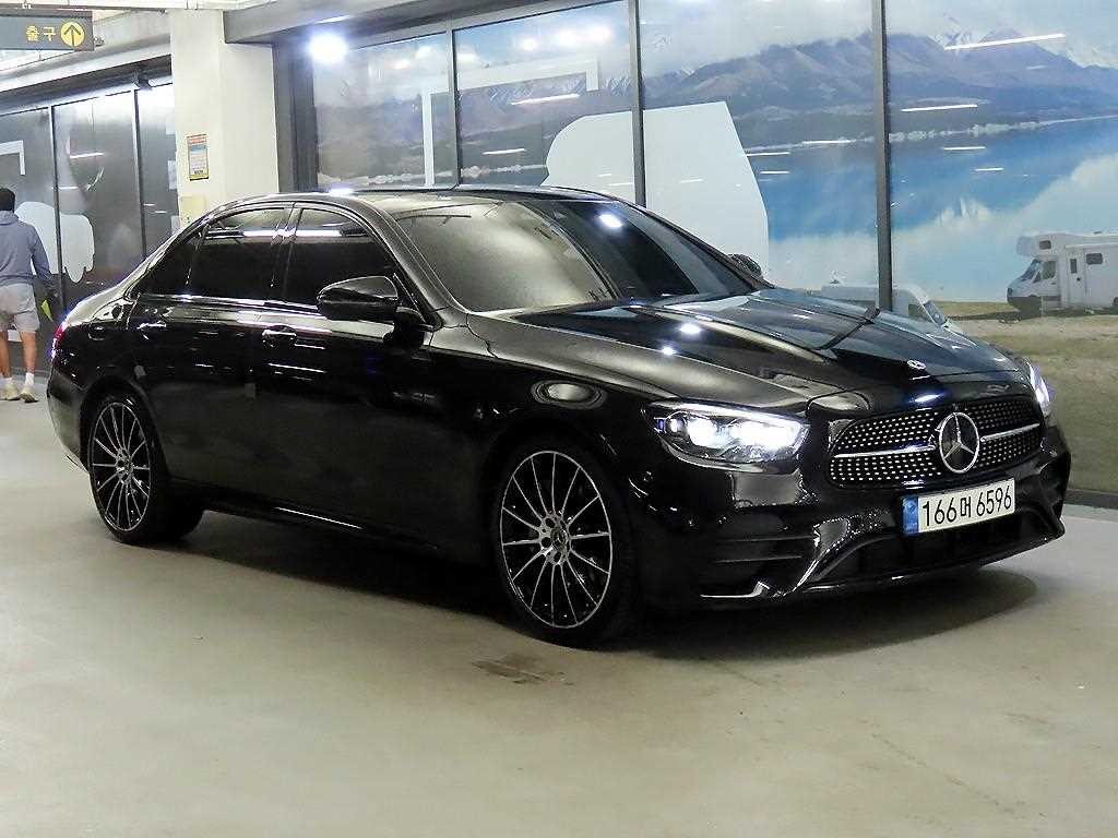 벤츠 E 클래스 E-클래스 W213 E350 4MATIC AMG LINE 이미지 1