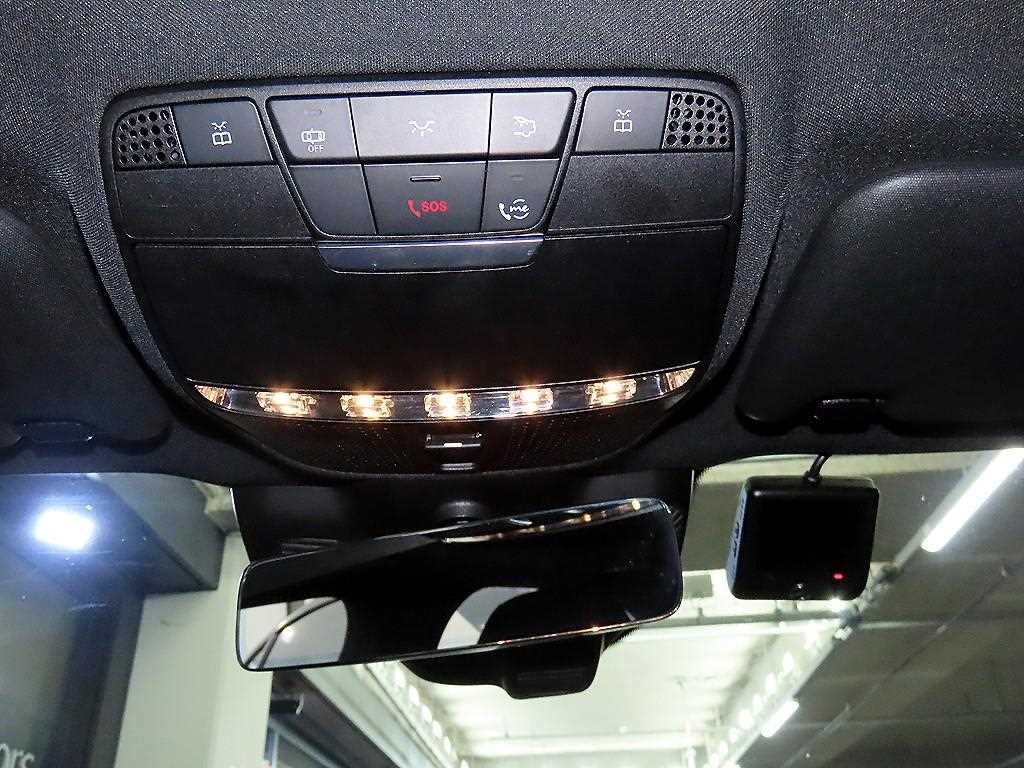 벤츠 E 클래스 E-클래스 W213 E350 4MATIC AMG LINE 이미지 14