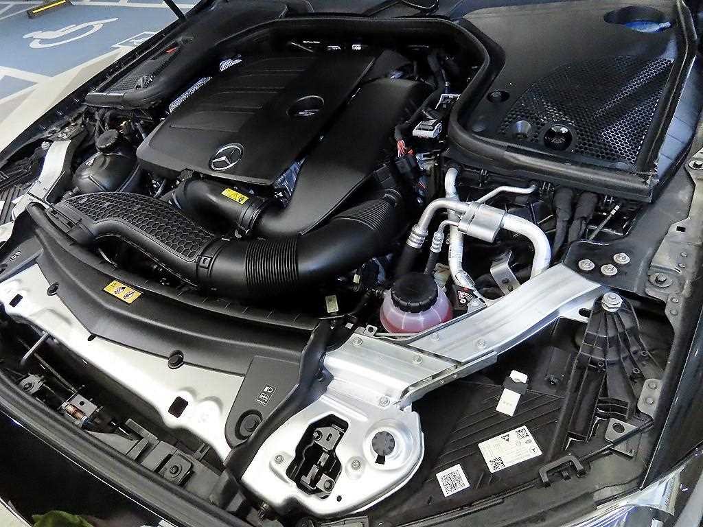 벤츠 E 클래스 E-클래스 W213 E350 4MATIC AMG LINE 이미지 19