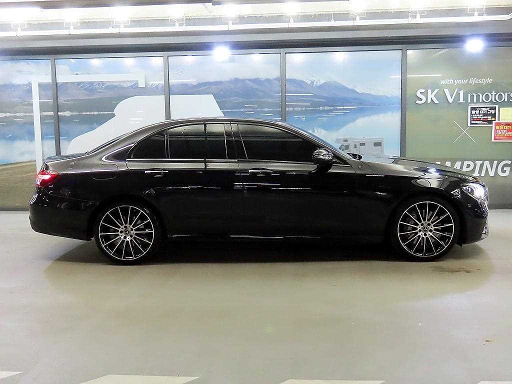벤츠 E 클래스 E-클래스 W213 E350 4MATIC AMG LINE 이미지 3