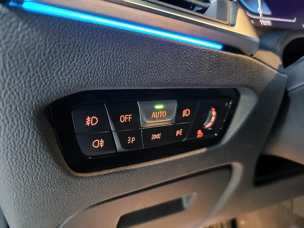 BMW 3시리즈 3시리즈 (G20) 330e 럭셔리 이미지 14