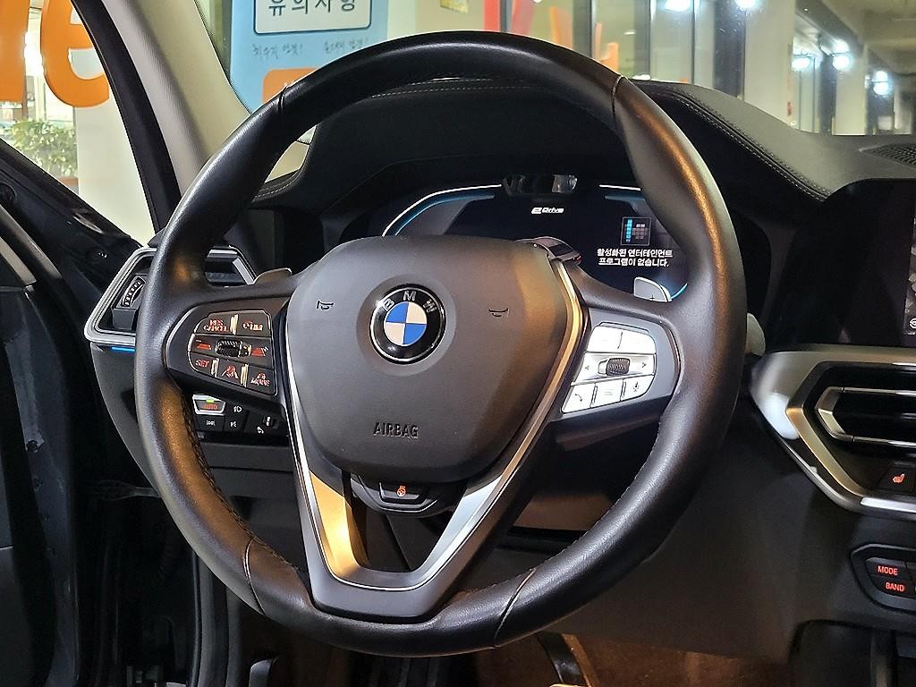BMW 3시리즈 3시리즈 (G20) 330e 럭셔리 이미지 9