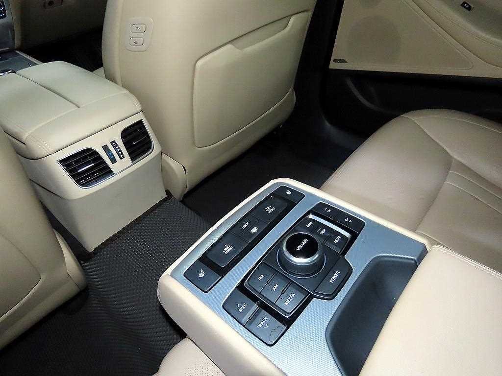제네시스 G80 3.3 GDI AWD 프리미엄 럭셔리 이미지 15