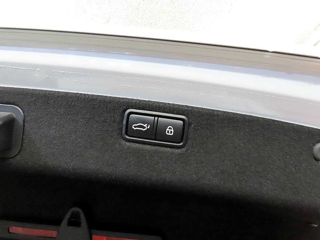 제네시스 G80 3.3 GDI AWD 프리미엄 럭셔리 이미지 17