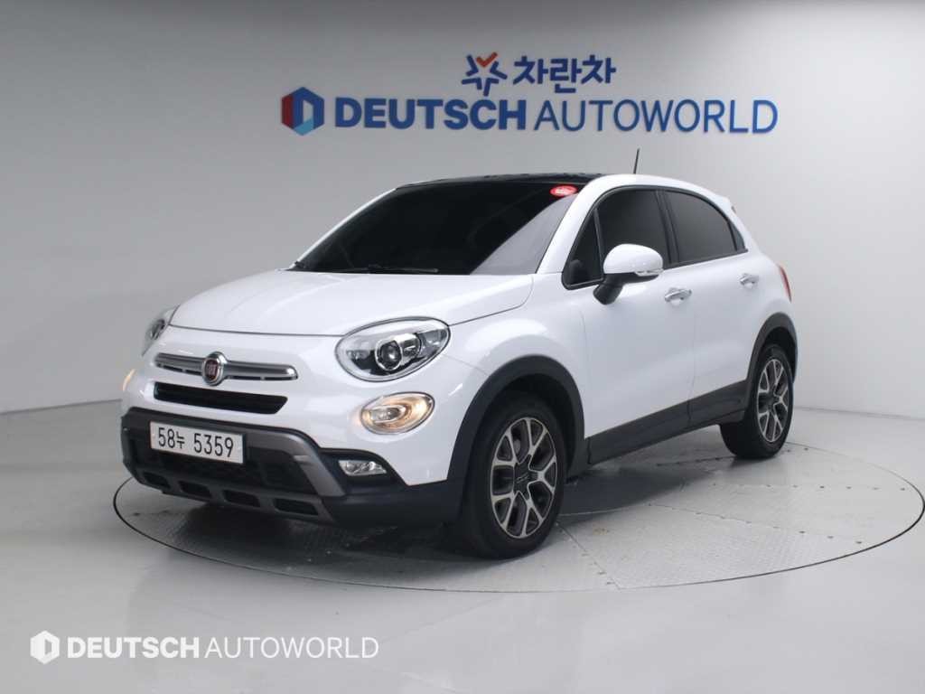 피아트 500X 2.0 디젤 크로스 AWD 이미지 1