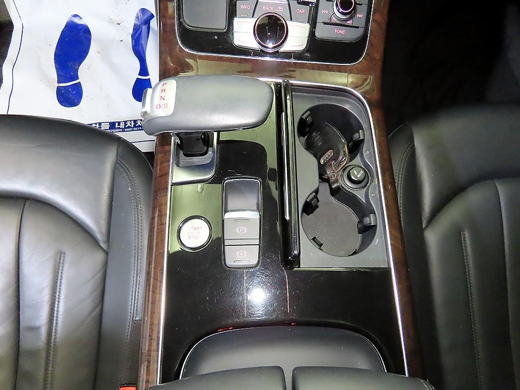 아우디 A8 뉴A8 3.0 TDI 콰트로 이미지 12