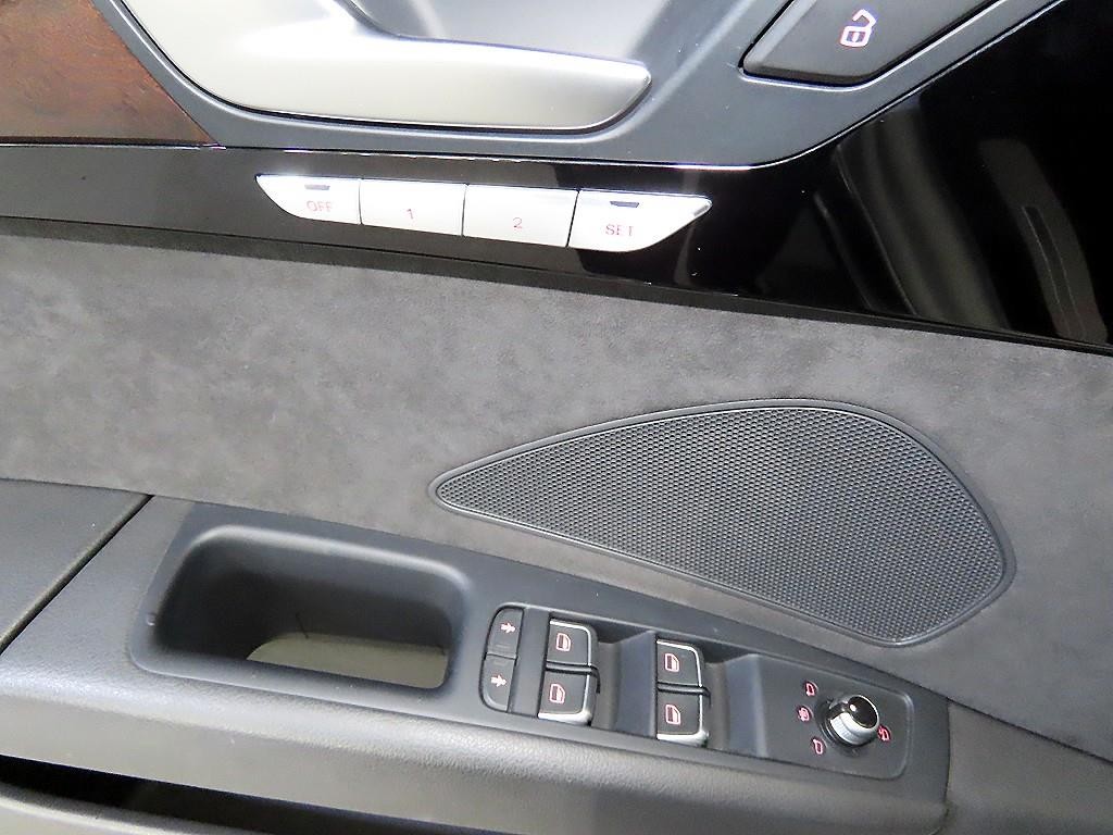 아우디 A8 뉴A8 3.0 TDI 콰트로 이미지 13