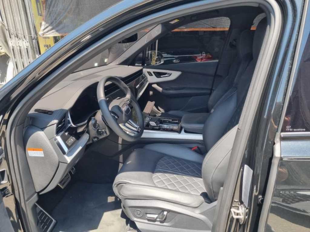 아우디 Q7 Q7 (4M) 55 TFSI 콰트로 프리미엄 이미지 5