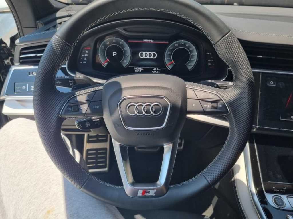 아우디 Q7 Q7 (4M) 55 TFSI 콰트로 프리미엄 이미지 8
