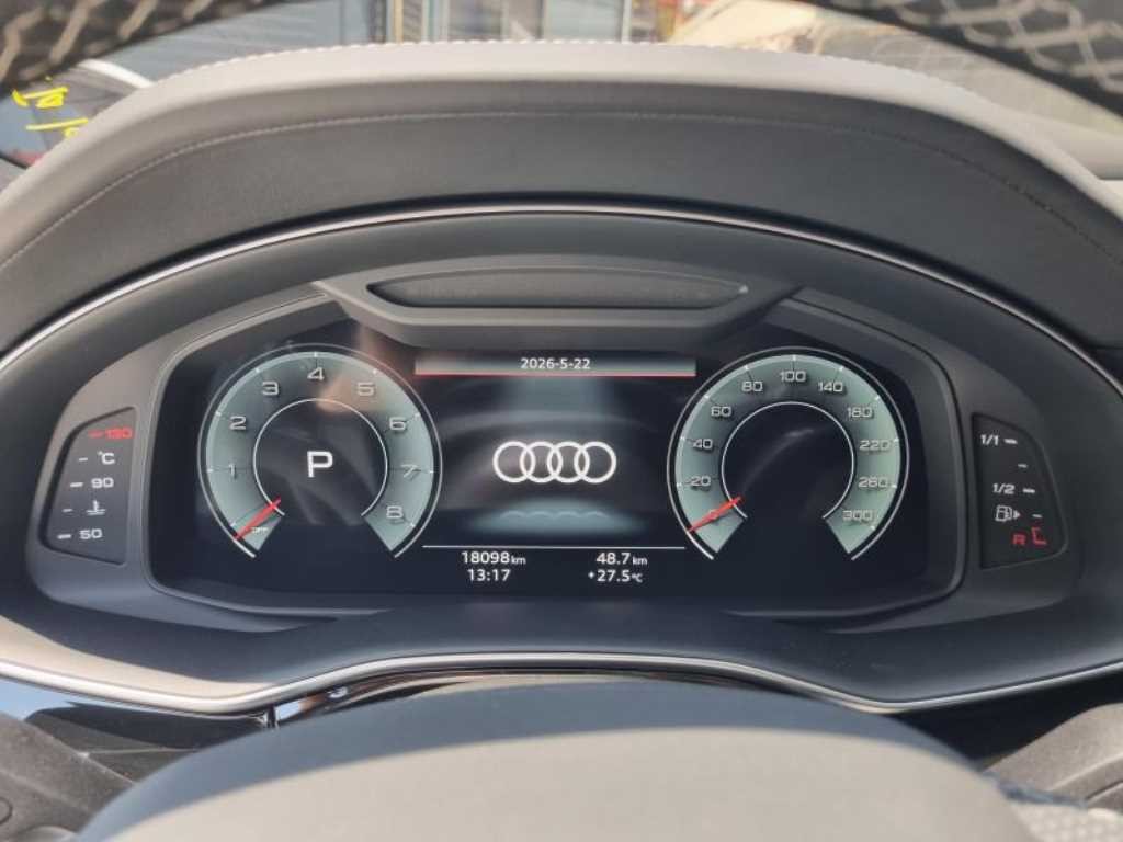 아우디 Q7 Q7 (4M) 55 TFSI 콰트로 프리미엄 이미지 9