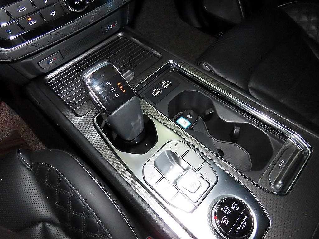 KG모빌리티(쌍용) 렉스턴 올 뉴 렉스턴 (Y450) 디젤 2.2 4WD 프레스티지 이미지 12