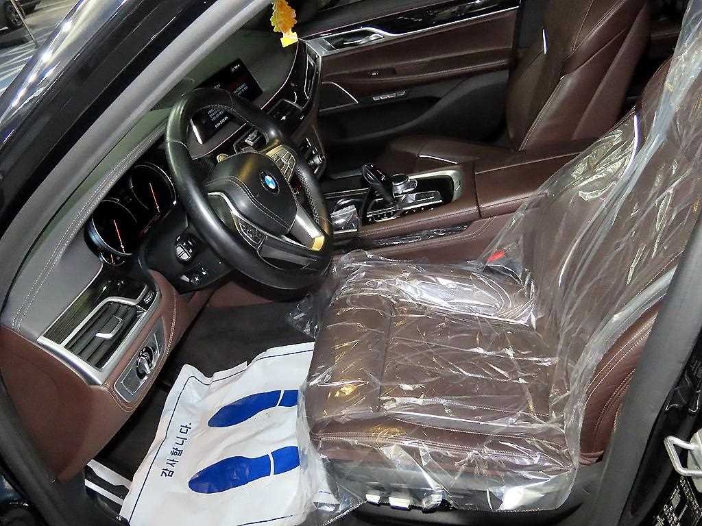 BMW 7시리즈 7시리즈 (G11) 740Ld xDrive M 스포츠 이미지 6