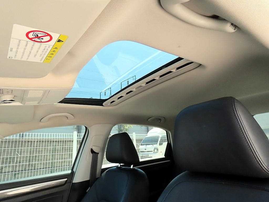 폭스바겐 파사트 더 뉴 파사트 2.0 TSI 이미지 17
