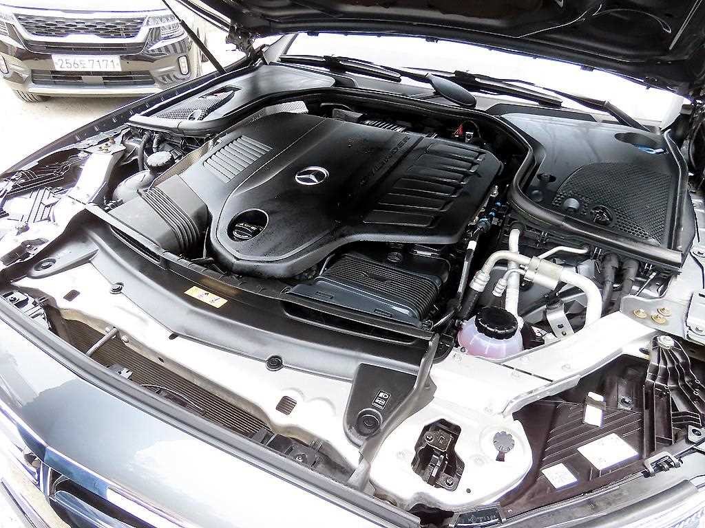 벤츠 E 클래스 E-클래스 W213 E450 4MATIC 익스클루시브 이미지 19