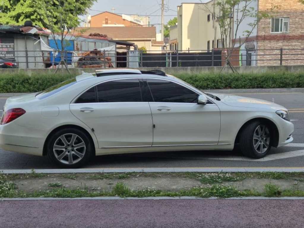 벤츠 S 클래스 S클래스-W222 S 350L 블루텍 이미지 4