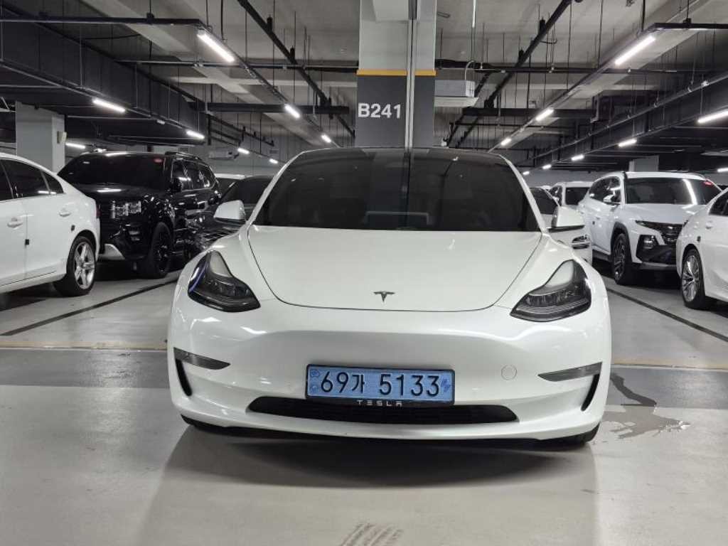 테슬라 모델 3 롱 레인지 이미지 3