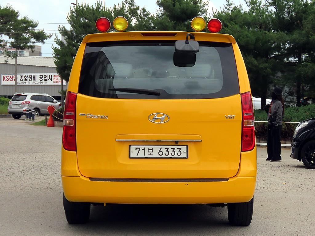 현대 스타렉스 그랜드 스타렉스 12인승 왜건 2WD 어린이보호차 CVX 럭셔리 이미지 4