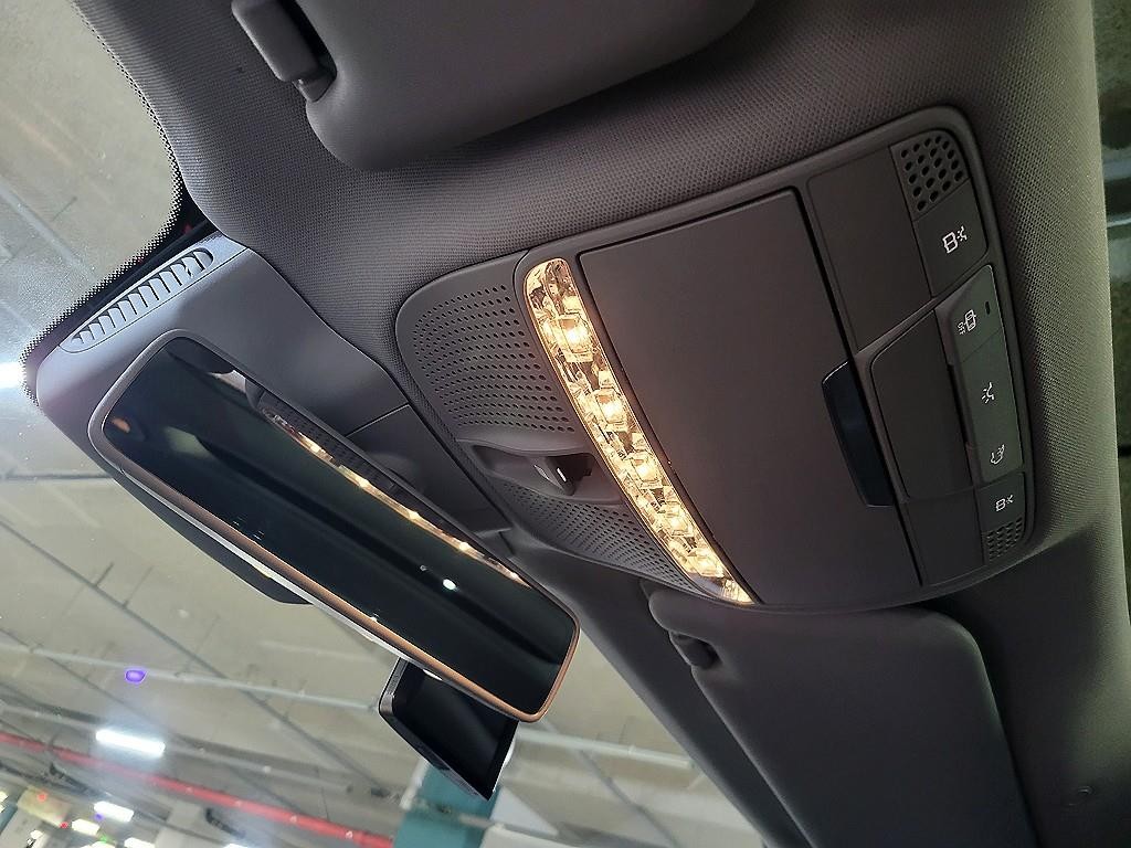 벤츠 E 클래스 E-클래스 W213 E300 아방가르드 이미지 15
