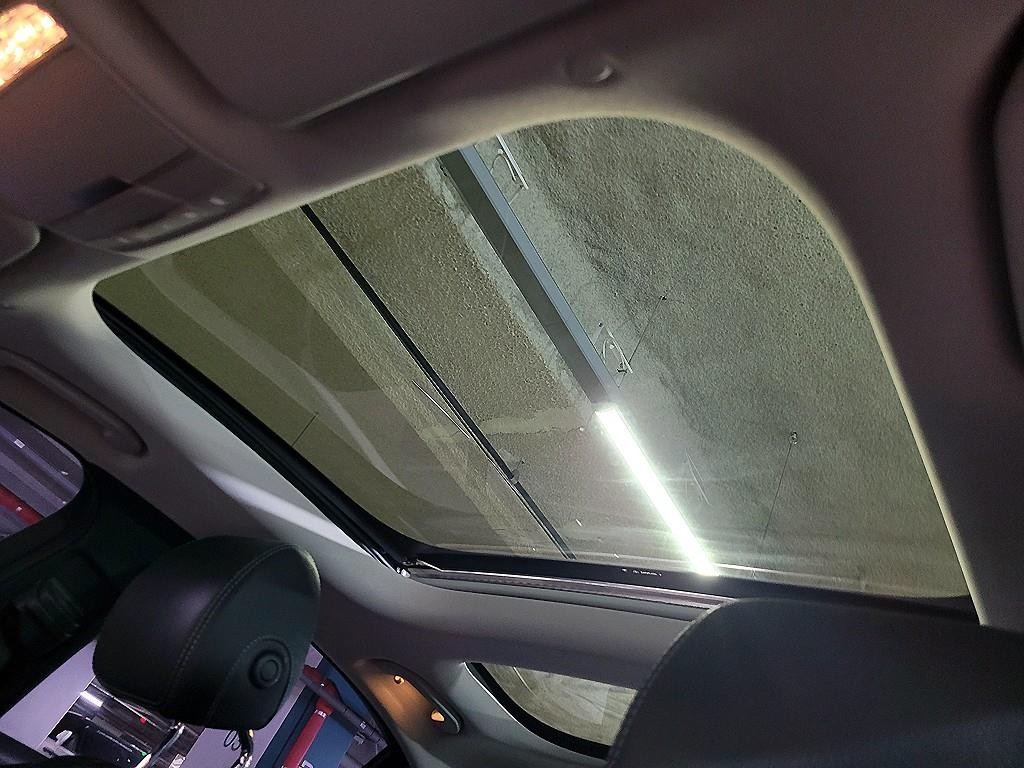 벤츠 E 클래스 E-클래스 W213 E300 아방가르드 이미지 16