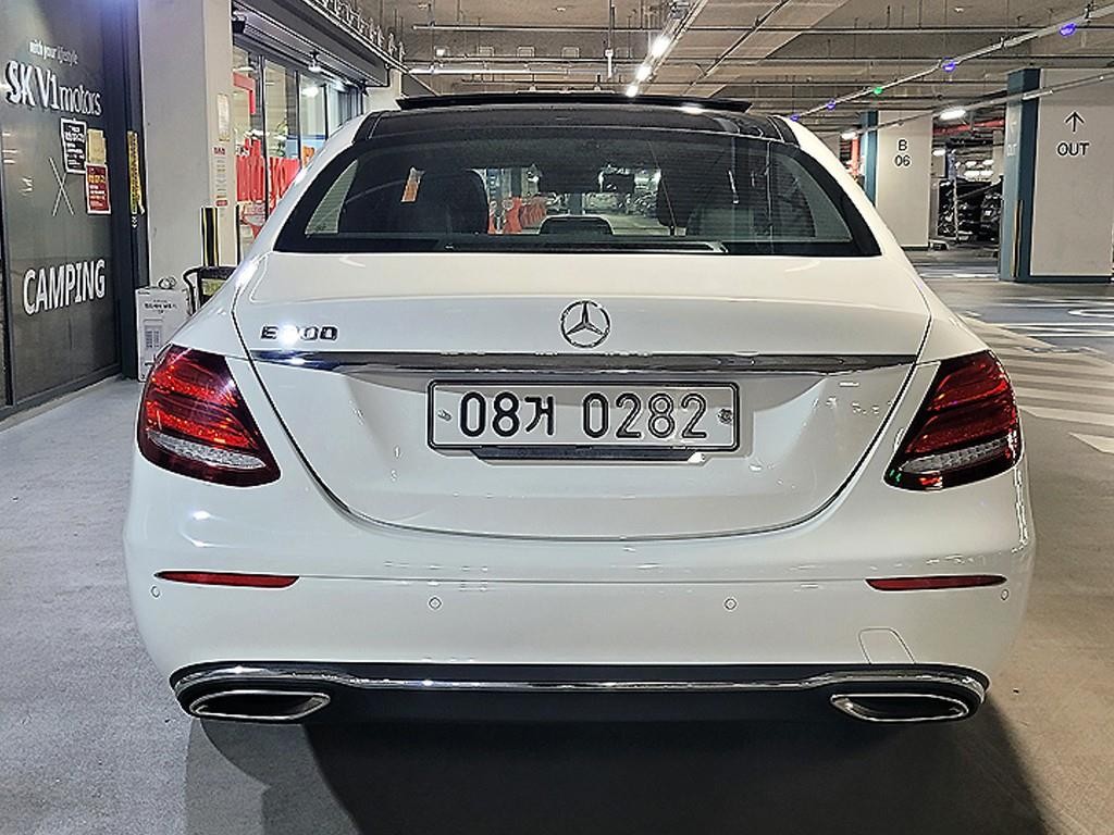 벤츠 E 클래스 E-클래스 W213 E300 아방가르드 이미지 5
