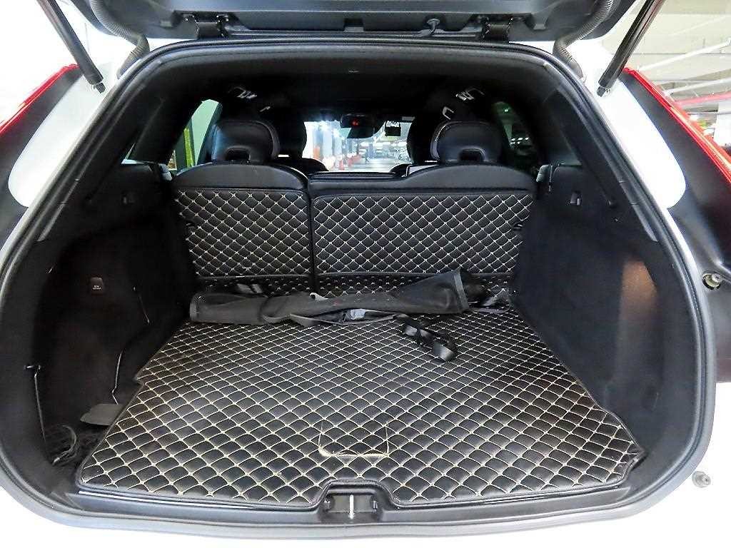 볼보 XC60 XC60(2세대) T8 AWD R-디자인 이미지 17
