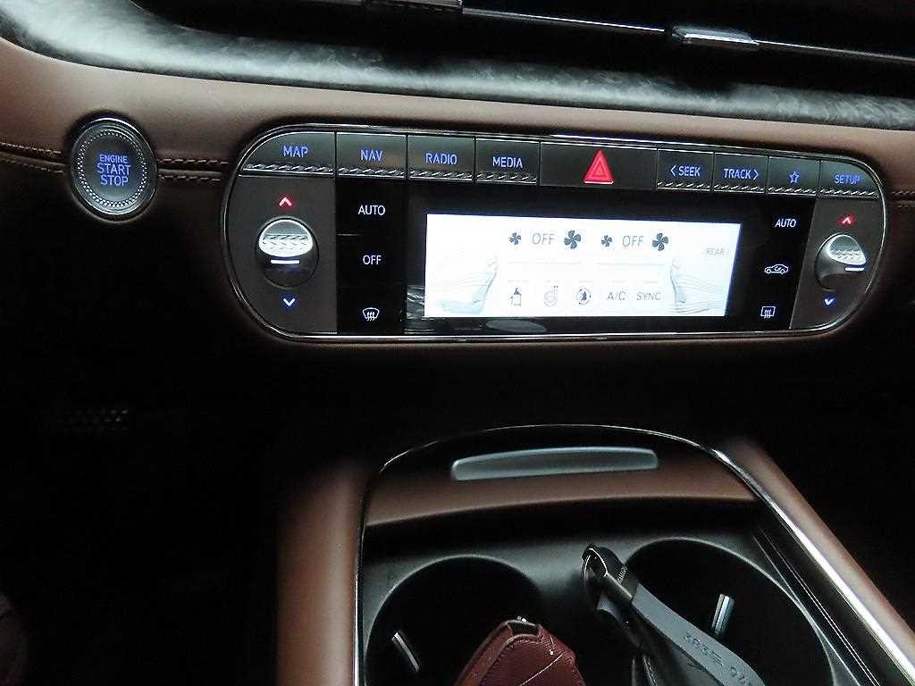 제네시스 G90 G90(RS4) 3.5T GDI e-S/C AWD 이미지 15