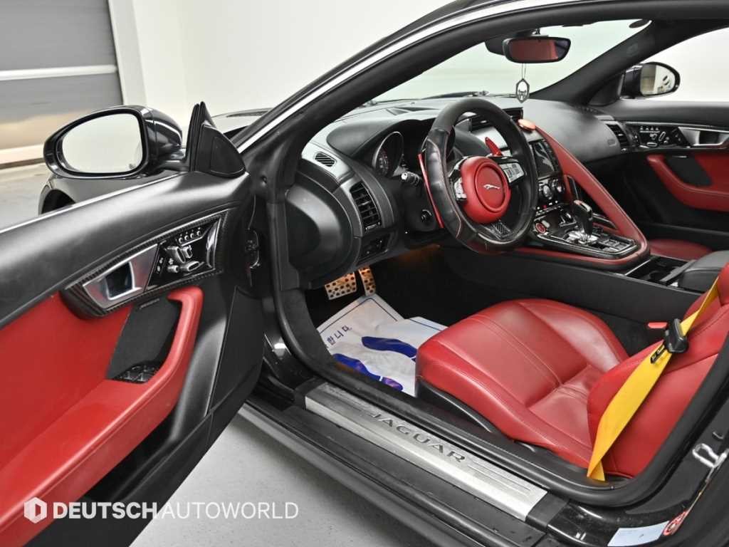 재규어 F-TYPE 3.0 S 쿠페 이미지 11